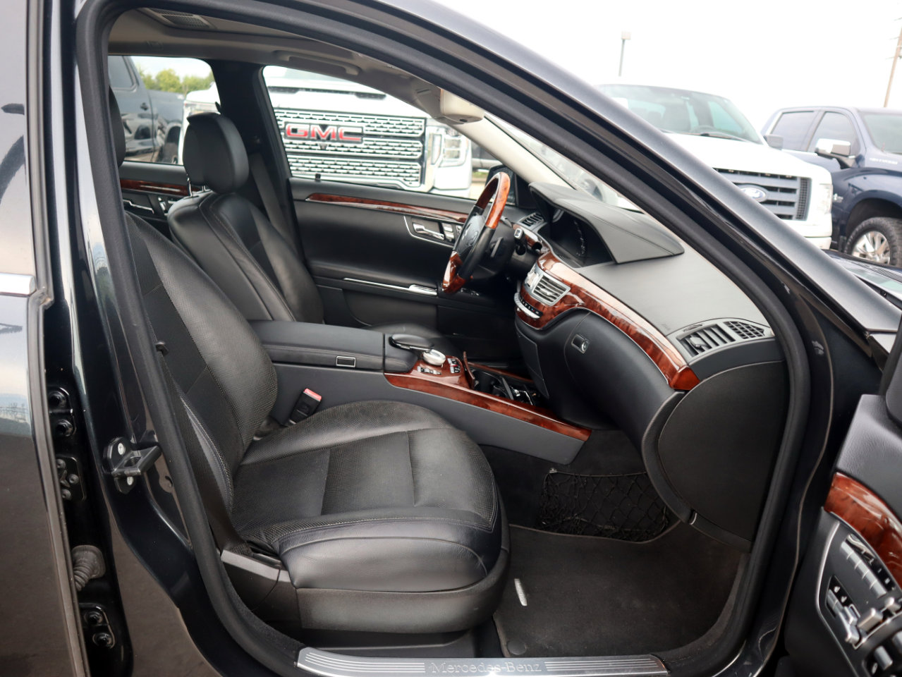 Used 2012 Mercedes-Benz S 550 image 11