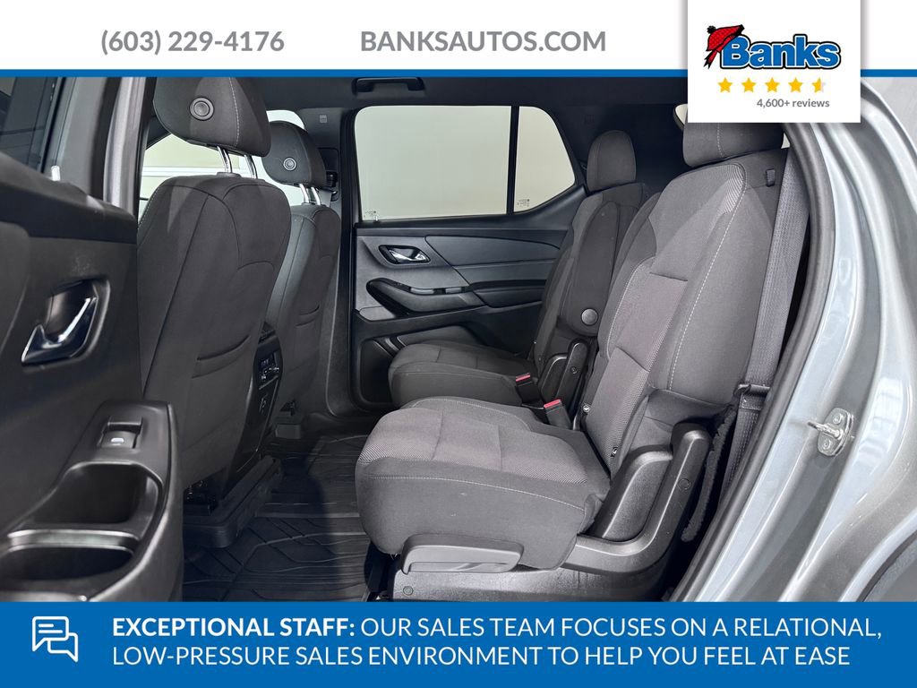 Certified 2023 Chevrolet Traverse LT w/ LPO, Floor Liner Package AWD/4WD image 9