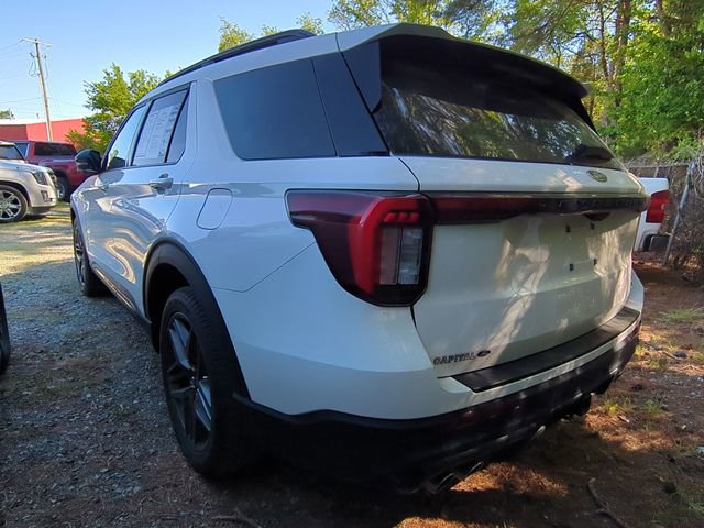 Used 2025 Ford Explorer ST AWD/4WD image 8