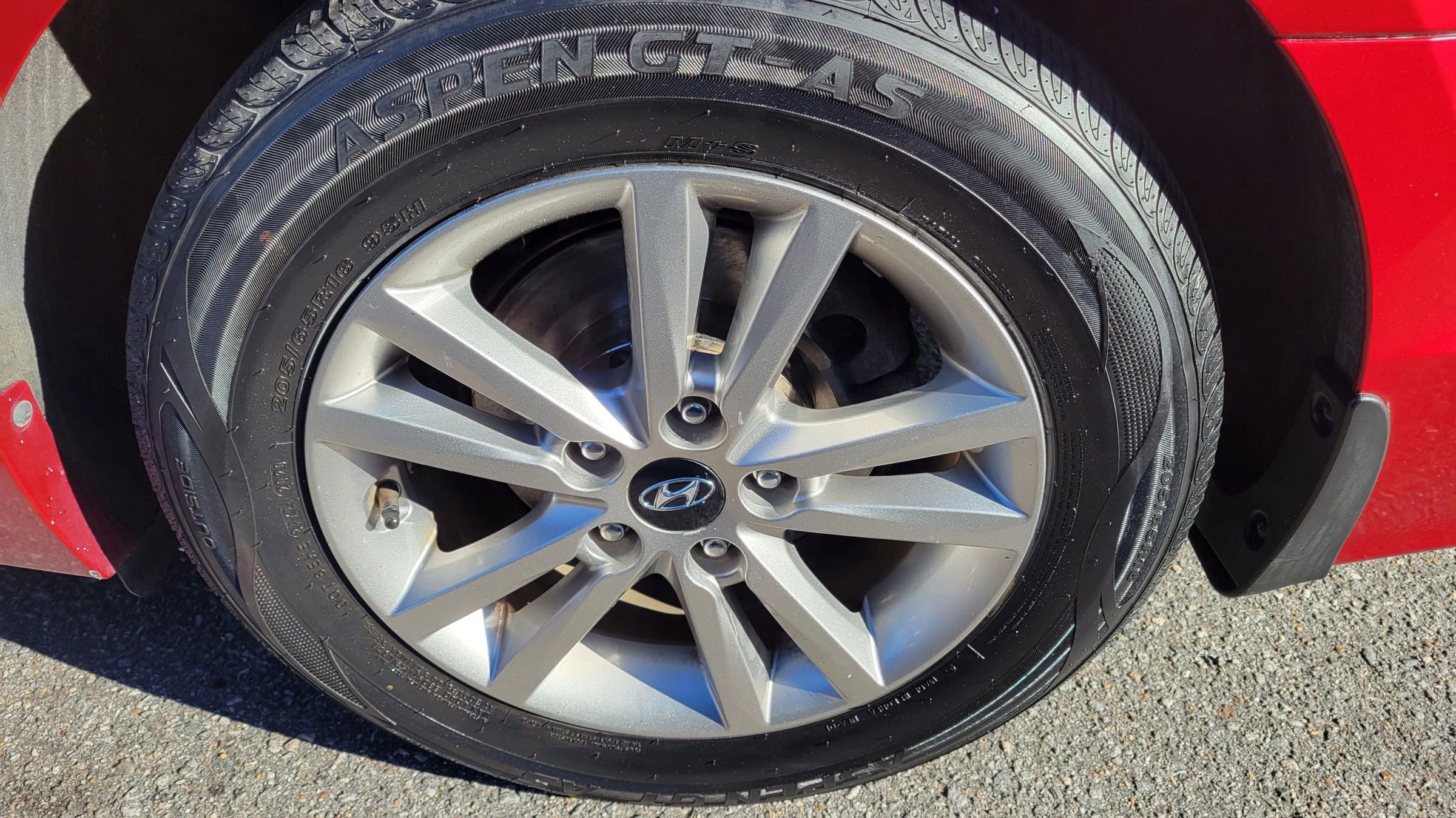 Used 2015 Hyundai Sonata SE w/ Cargo Package image 10