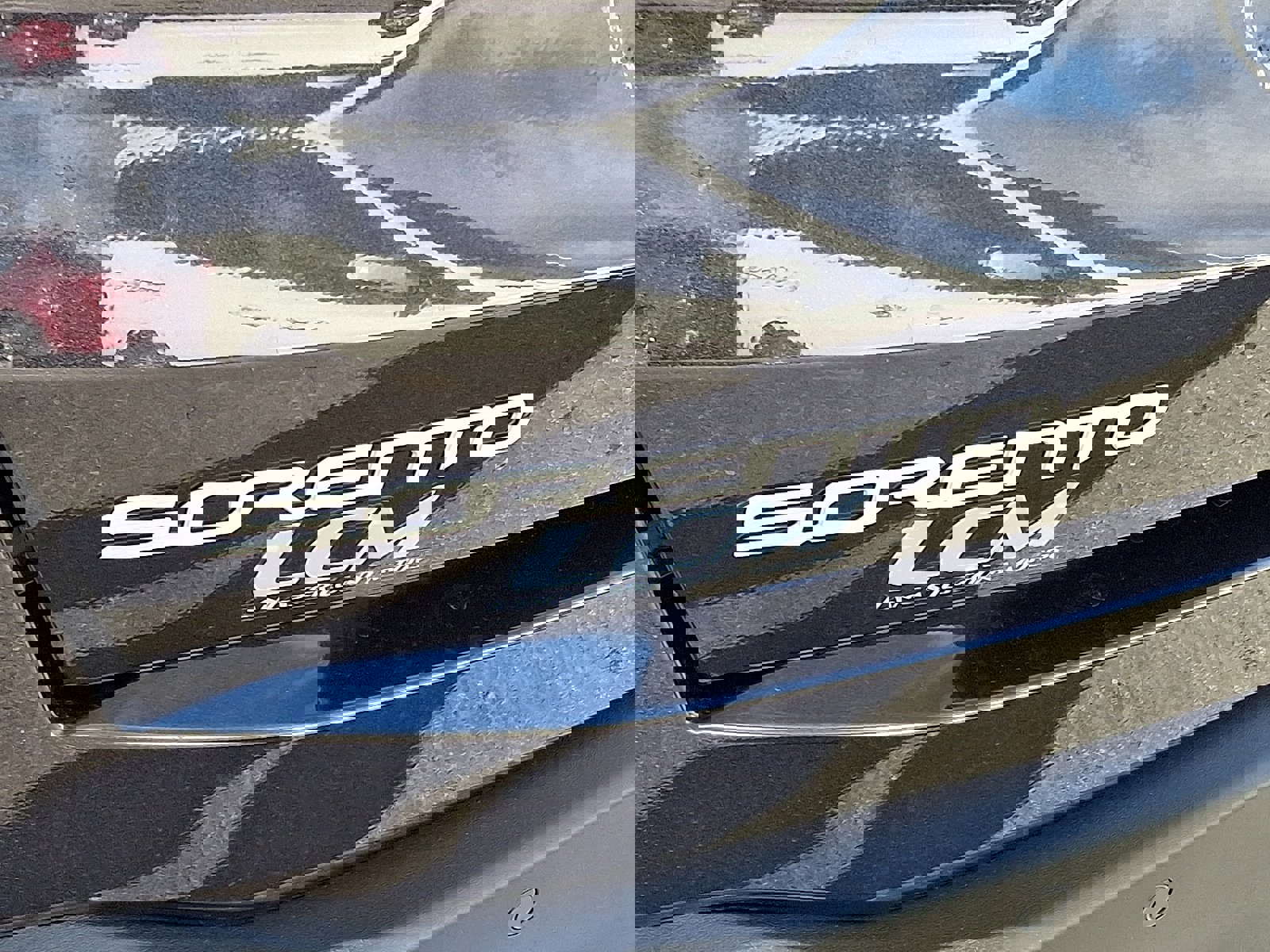 New 2026 Kia Sorento S image 18