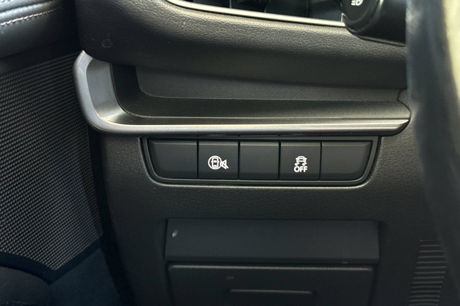 Used 2025 MAZDA MAZDA3 s Sport FWD image 35
