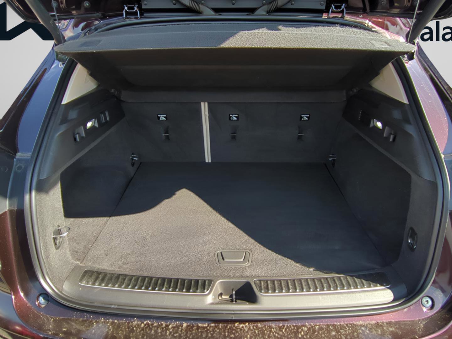 Used 2021 Buick Envision Avenir w/ Technology Package II FWD image 22