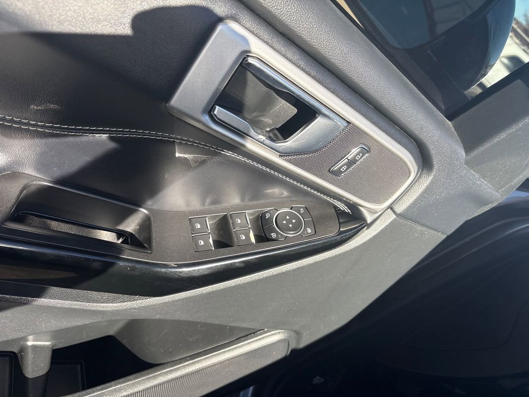 Used 2022 Ford Explorer ST w/ ST Street Pack image 9