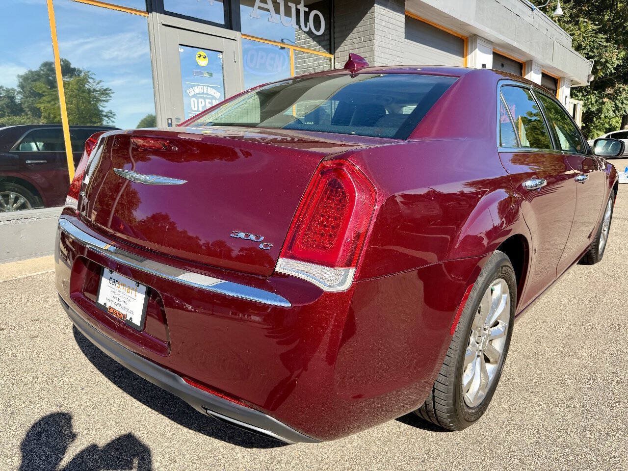 Used 2016 Chrysler 300 C AWD/4WD image 9