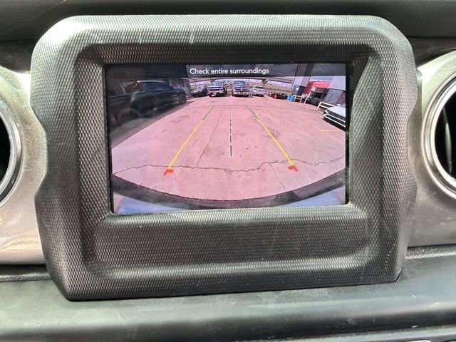 Used 2020 Jeep Wrangler Unlimited Sahara w/ Cold Weather Group image 16