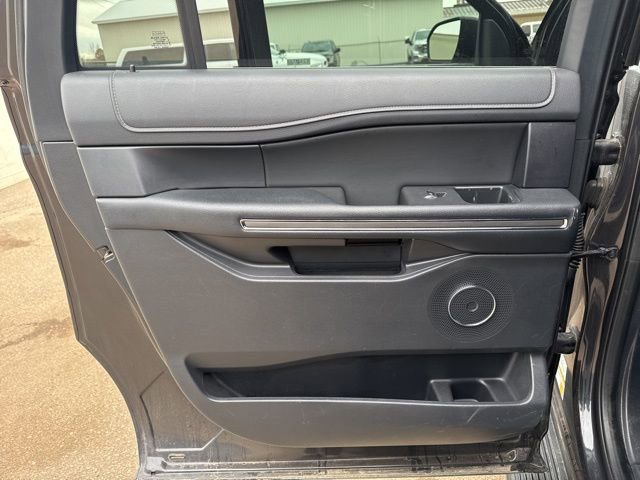 Used 2024 Ford Expedition Max XLT AWD/4WD image 19