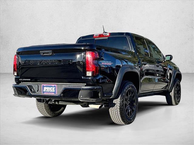 Certified 2024 Chevrolet Colorado Trail Boss w/ Technology Package AWD/4WD image 2