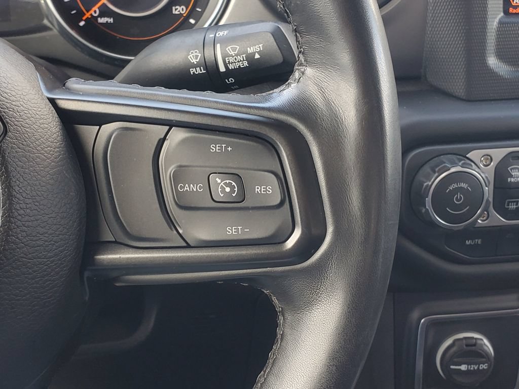 Used 2022 Jeep Gladiator Sport AWD/4WD image 12