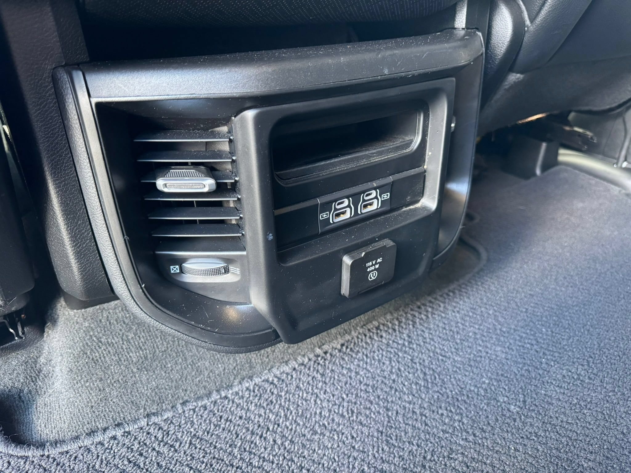 Used 2021 RAM 1500 Laramie w/ Off Road Group AWD/4WD image 34