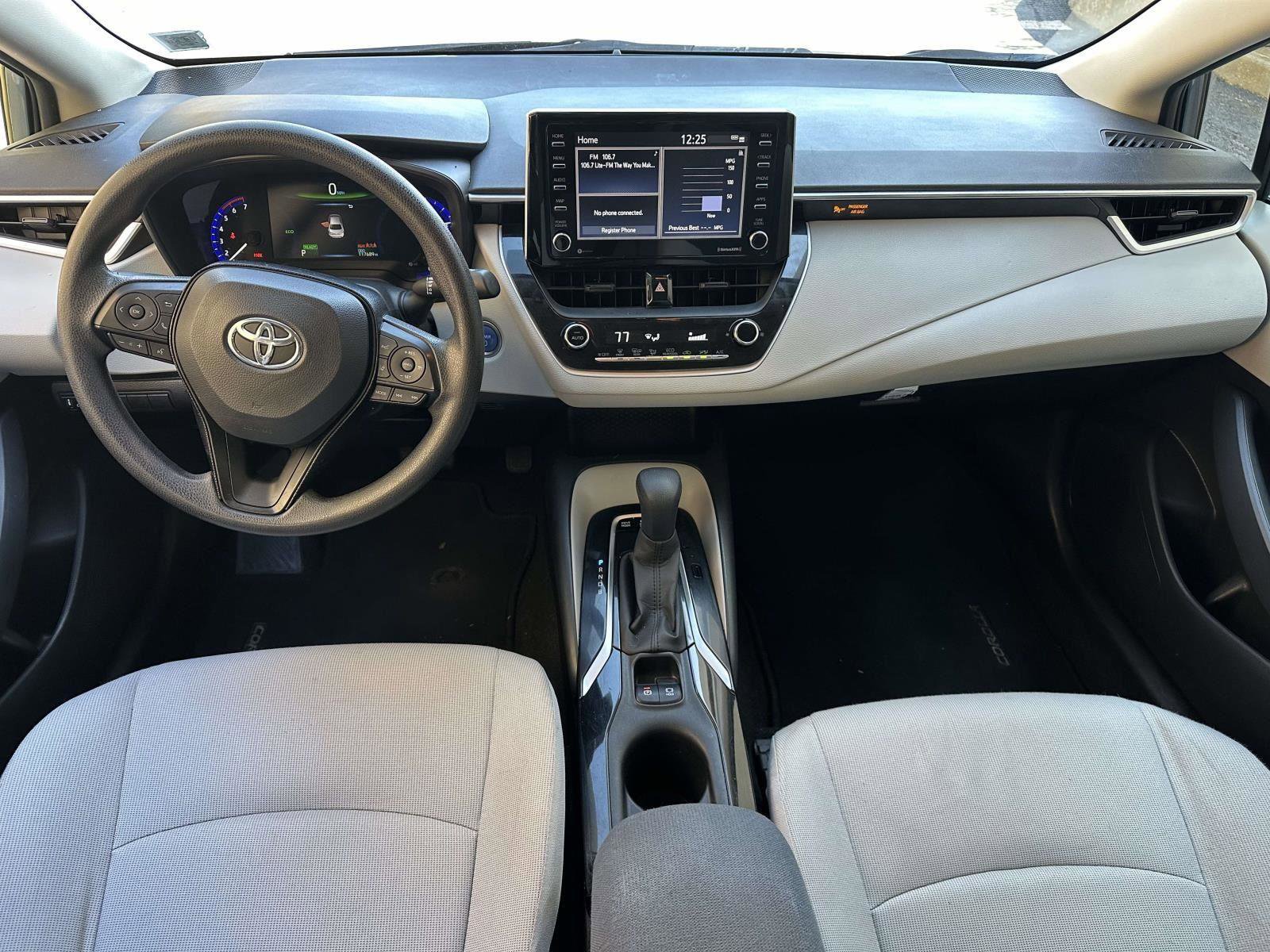 Used 2021 Toyota Corolla LE w/ Carpet Mat Package (TMS) FWD image 16