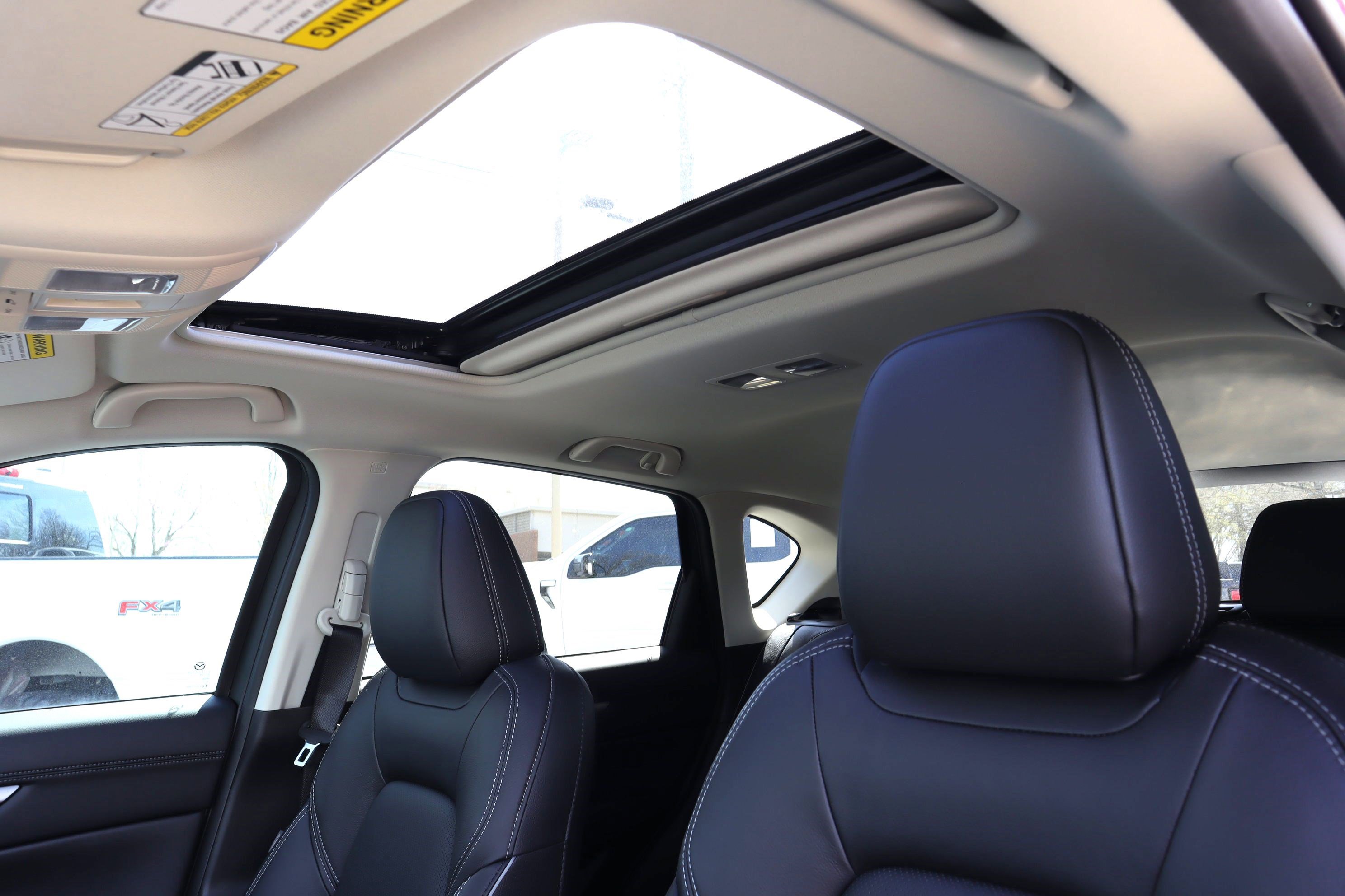 New 2025 MAZDA CX-5 AWD 2.5 S w/ Preferred Package image 7