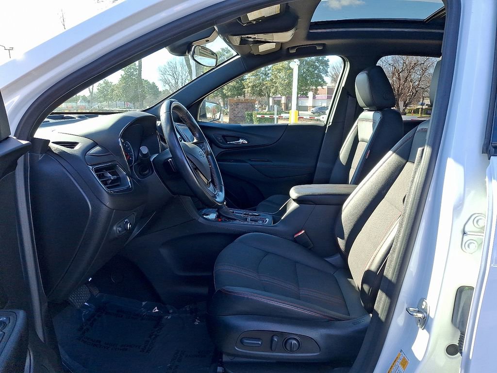 Used 2022 Chevrolet Equinox RS image 13