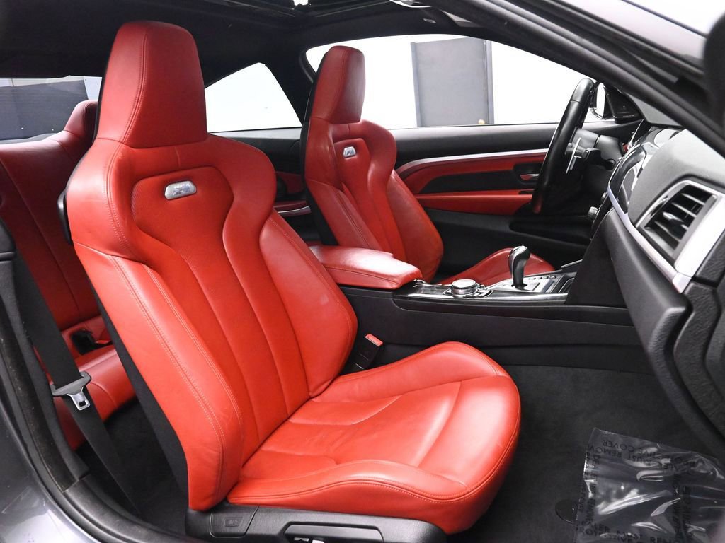 Used 2016 BMW M4 Coupe image 18