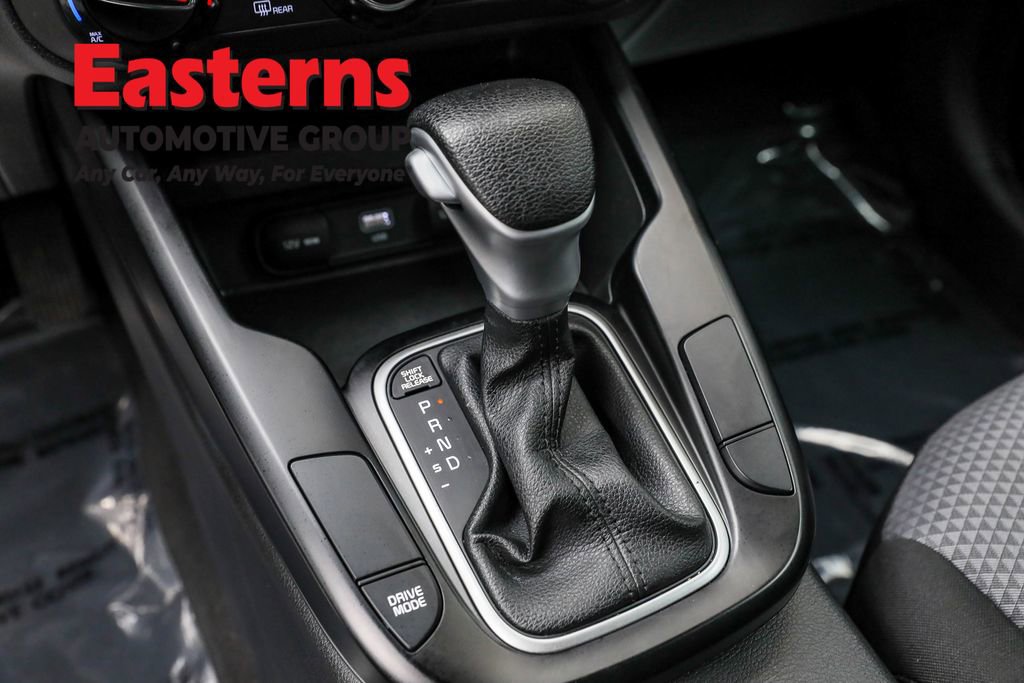 Used 2023 Kia Soul LX w/ LX Technology Package image 13