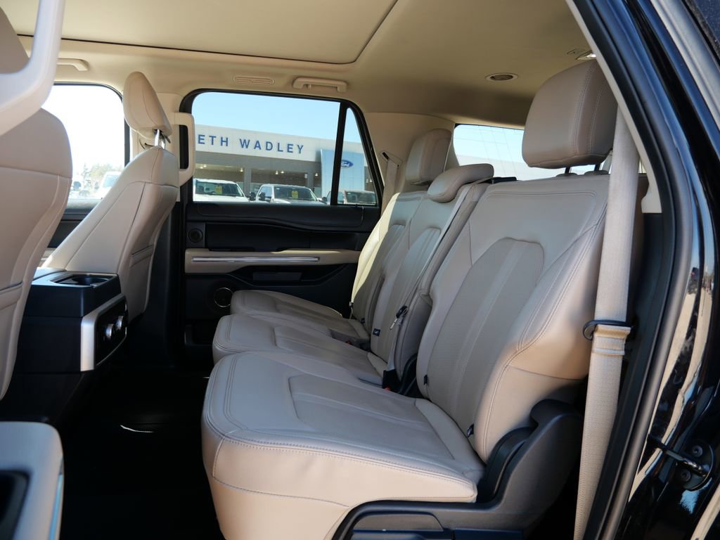 Used 2024 Ford Expedition Max Limited image 15