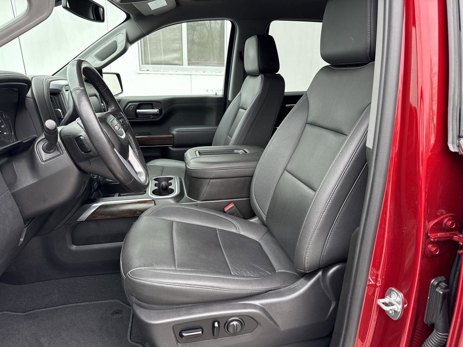 Used 2021 GMC Sierra 1500 SLT w/ SLT Premium Package AWD/4WD image 15