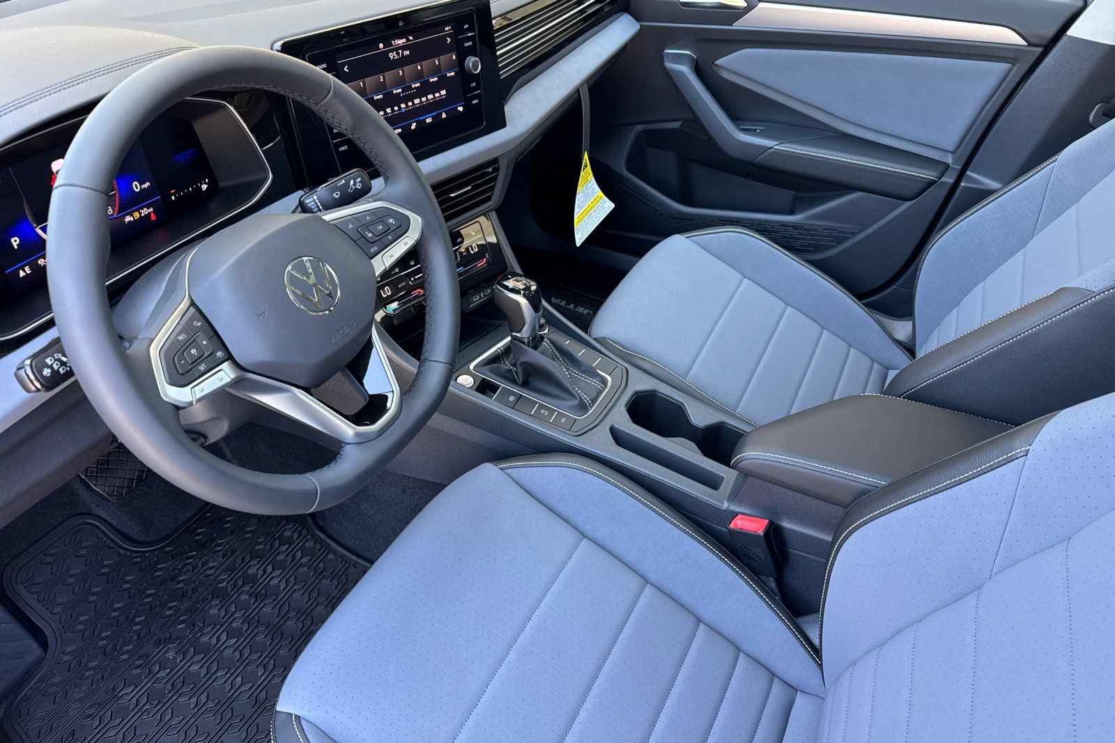 New 2026 Volkswagen Jetta SE FWD image 10