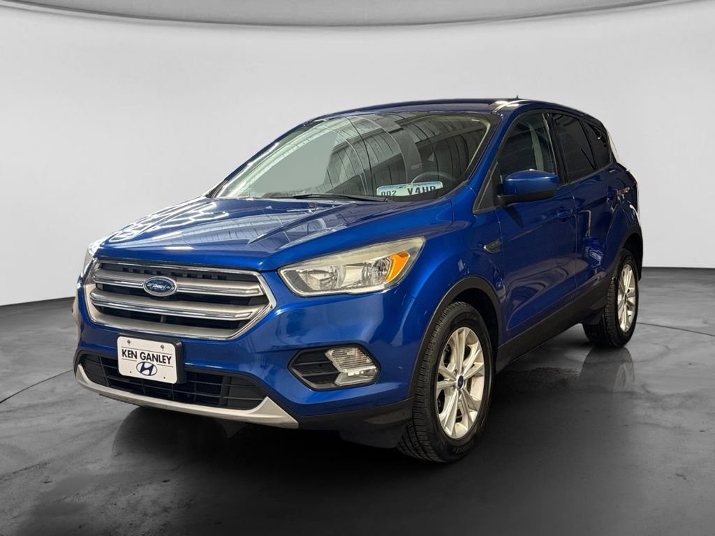 Used 2017 Ford Escape SE FWD image 9