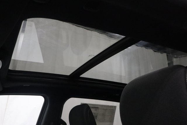 New 2026 RAM 1500 4x4 Crew Cab image 21