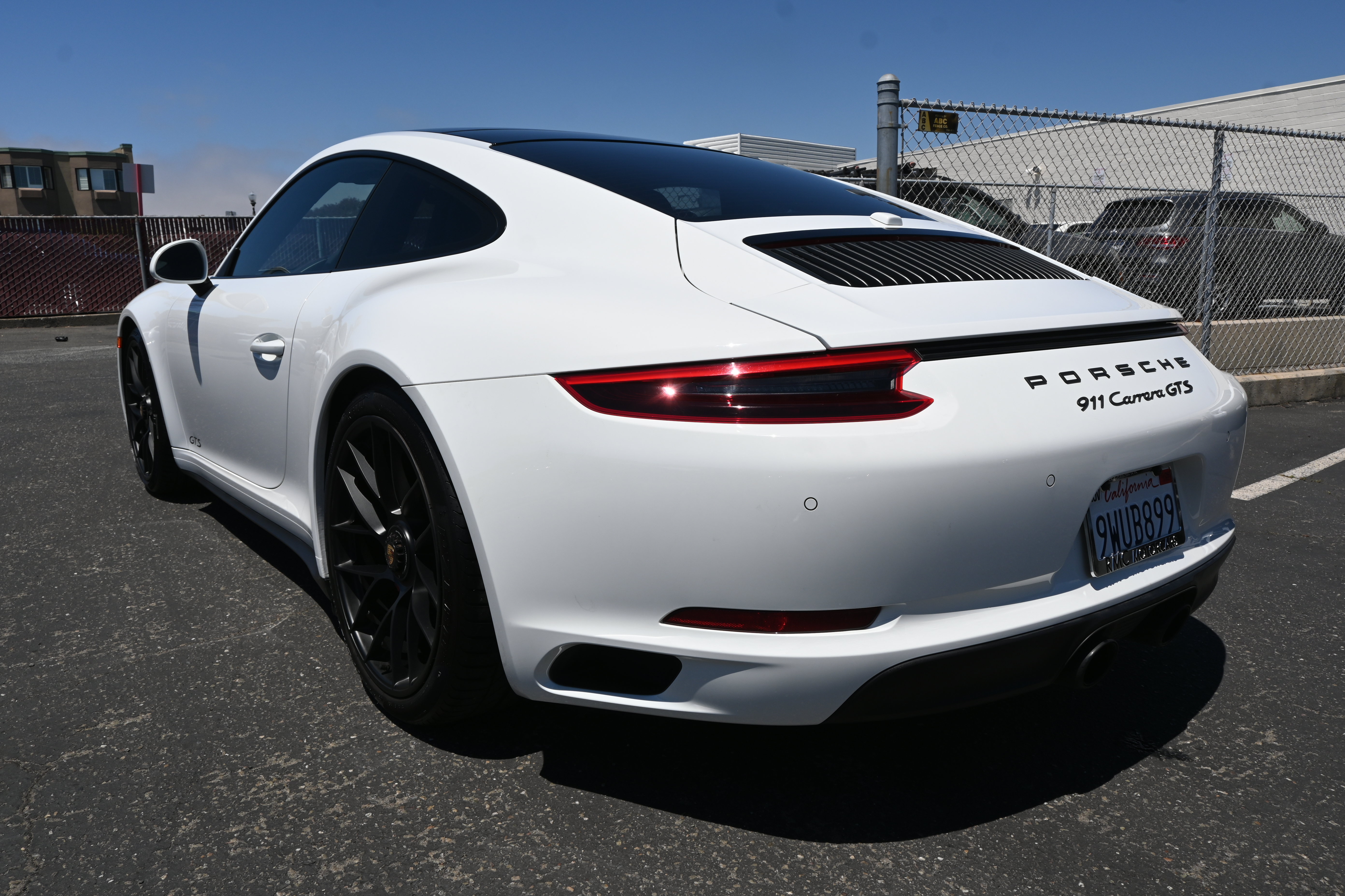 Used 2018 Porsche 911 GT3 RS image 20