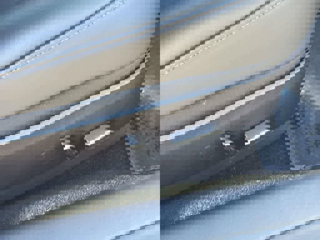 Used 2022 Tesla Model 3 image 41