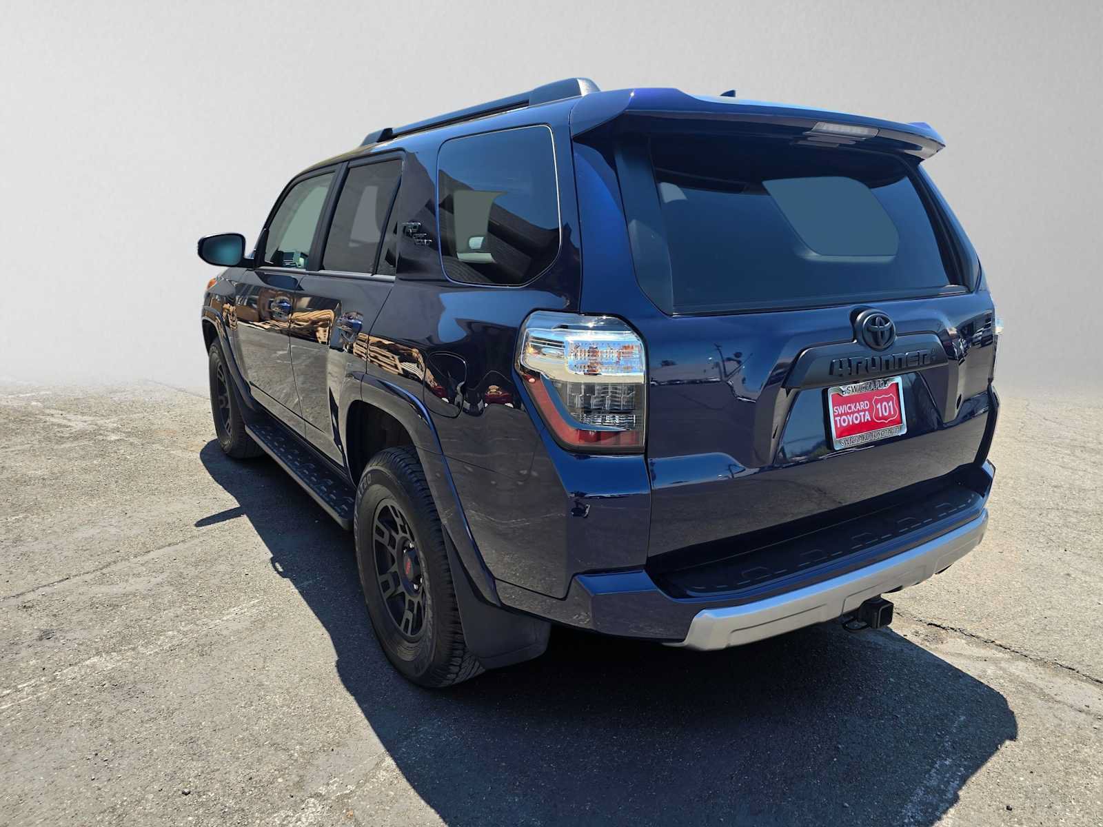 Used 2024 Toyota 4Runner TRD Off-Road Premium w/ Moonroof Package AWD/4WD image 5
