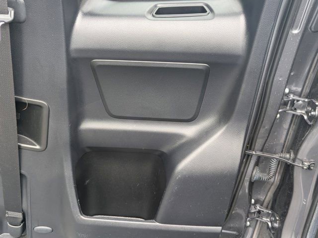 Used 2022 Toyota Tacoma SR AWD/4WD image 15