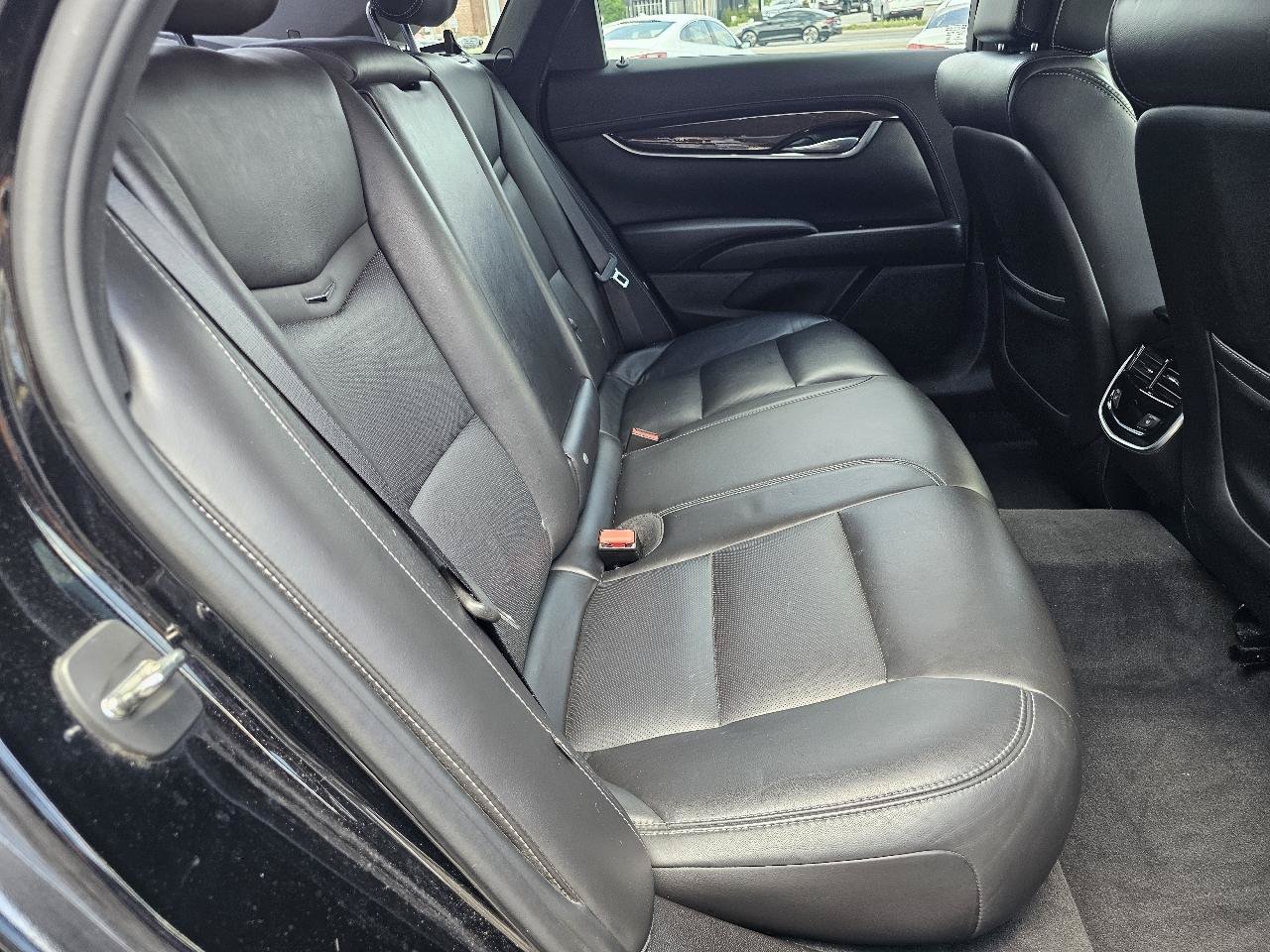 Used 2014 Cadillac XTS Luxury w/ Driver Awareness Package FWD image 40