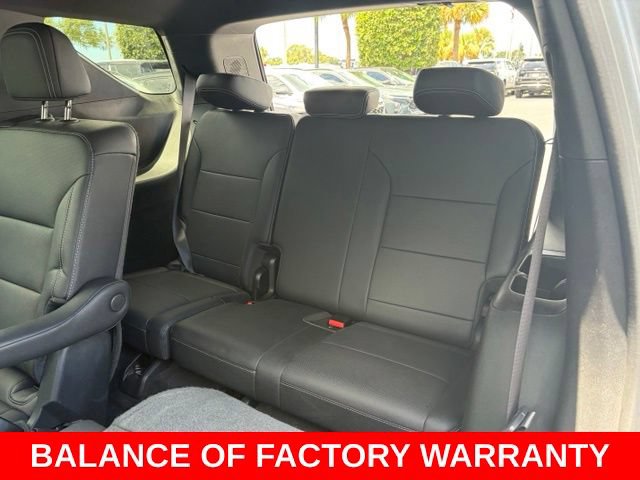 Used 2025 Chevrolet Traverse LT AWD/4WD image 16