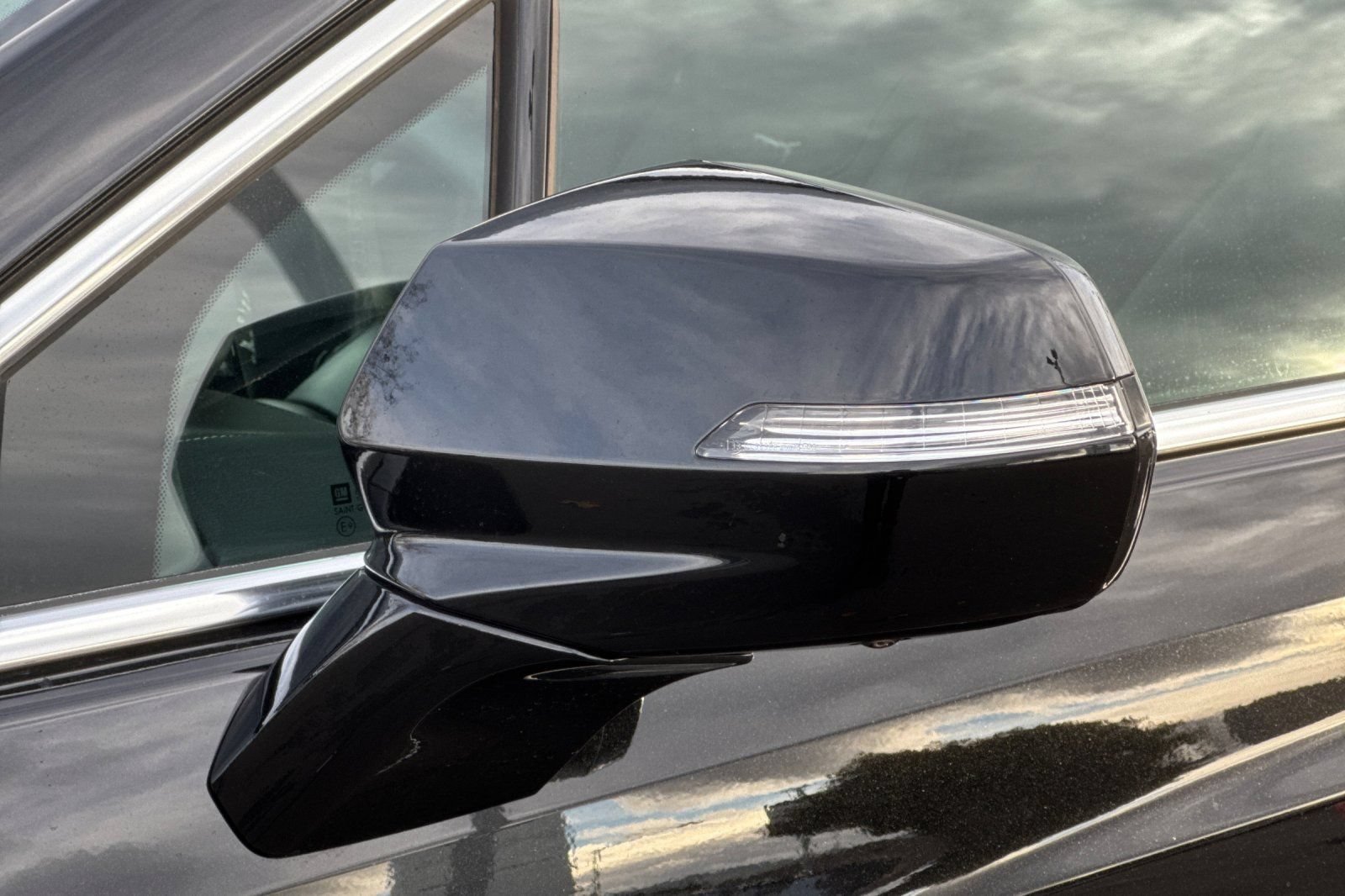 Used 2025 Cadillac XT5 Premium Luxury w/ LPO, Red Accent Package FWD image 49