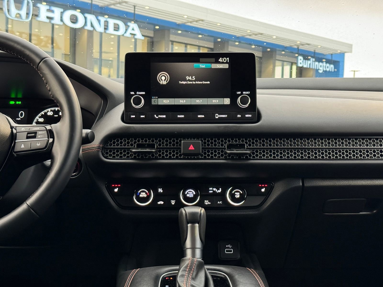 Certified 2025 Honda HR-V Sport image 20