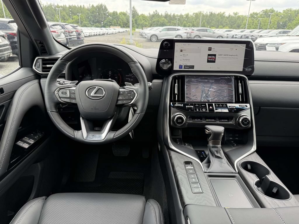 New 2026 Lexus LX 600 4WD w/ Luxury Package image 8