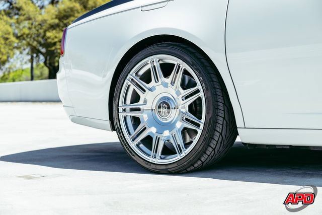 Used 2017 Rolls-Royce Ghost RWD image 70