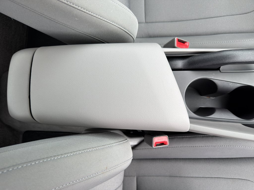 Certified 2024 Hyundai Elantra SE FWD image 19