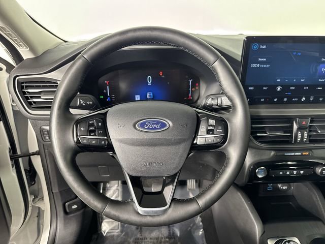 Used 2023 Ford Escape SE image 10