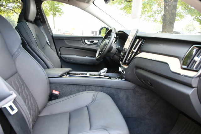 Certified 2026 Volvo XC60 B5 Plus AWD/4WD image 26