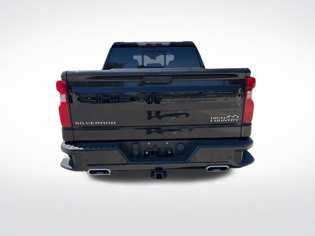 Used 2023 Chevrolet Silverado 1500 High Country w/ Technology Package image 6