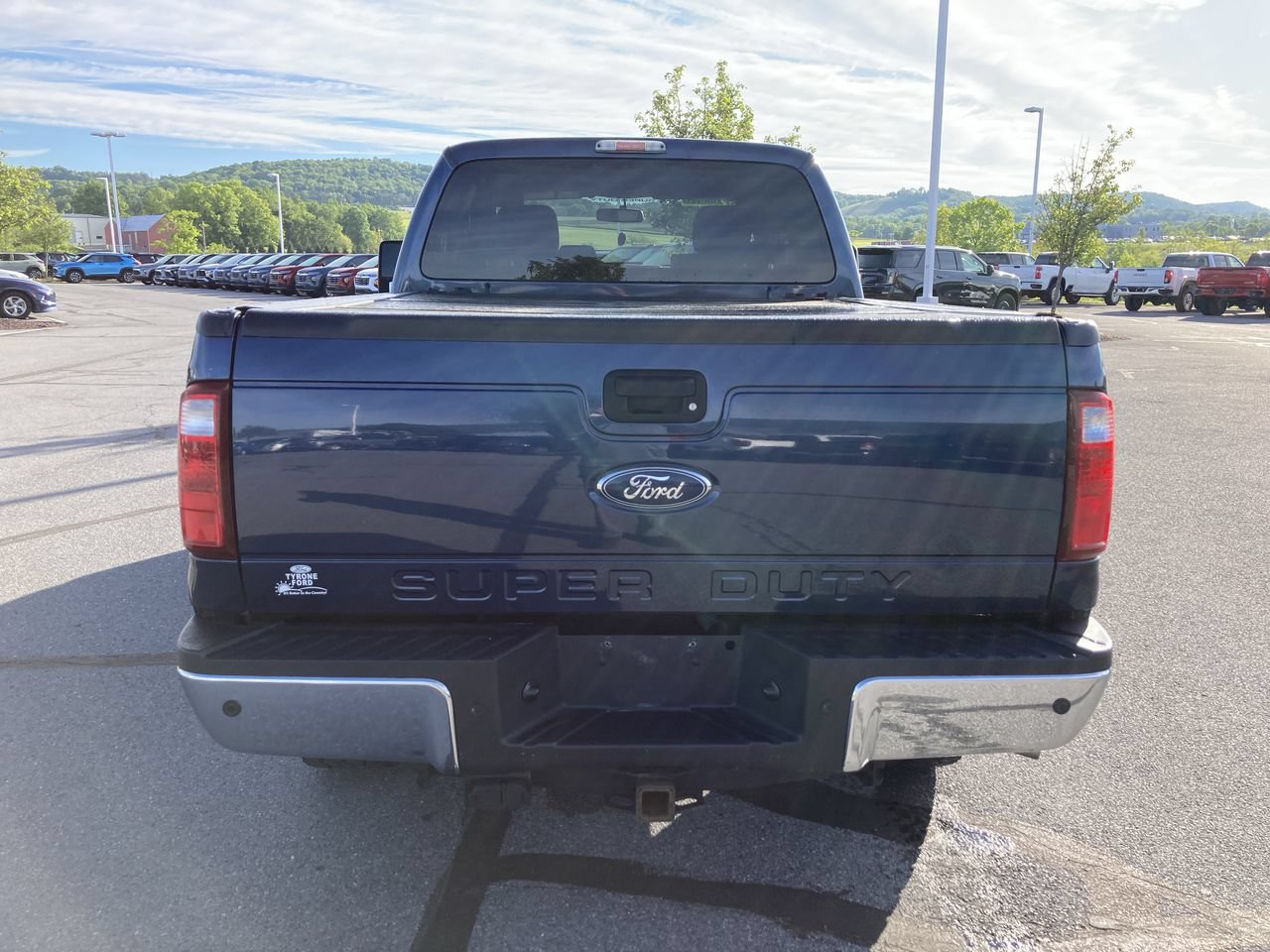 Used 2016 Ford F350 XLT w/ XLT Premium Package AWD/4WD image 6