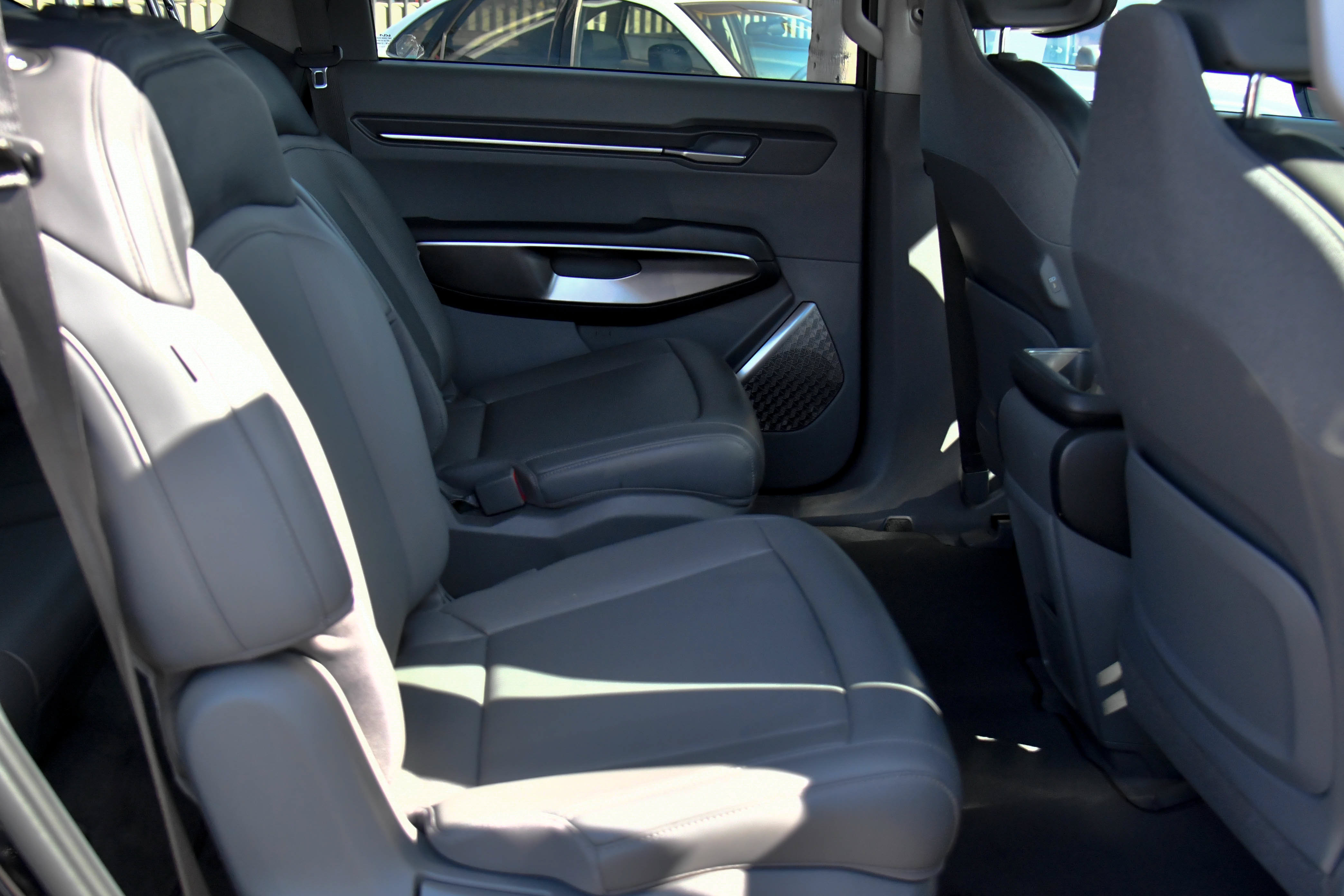 Used 2024 Kia EV9 Light Long Range RWD image 54