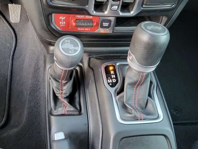 Used 2020 Jeep Wrangler Unlimited Rubicon w/ Uconnect 4C Nav & Sound Group image 23