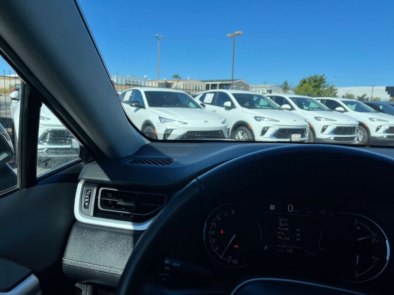 Used 2025 Toyota RAV4 XLE w/ Weather Package FWD image 33