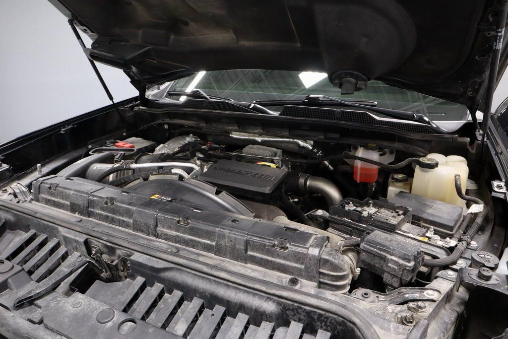 Used 2021 Chevrolet Silverado 3500 High Country image 16