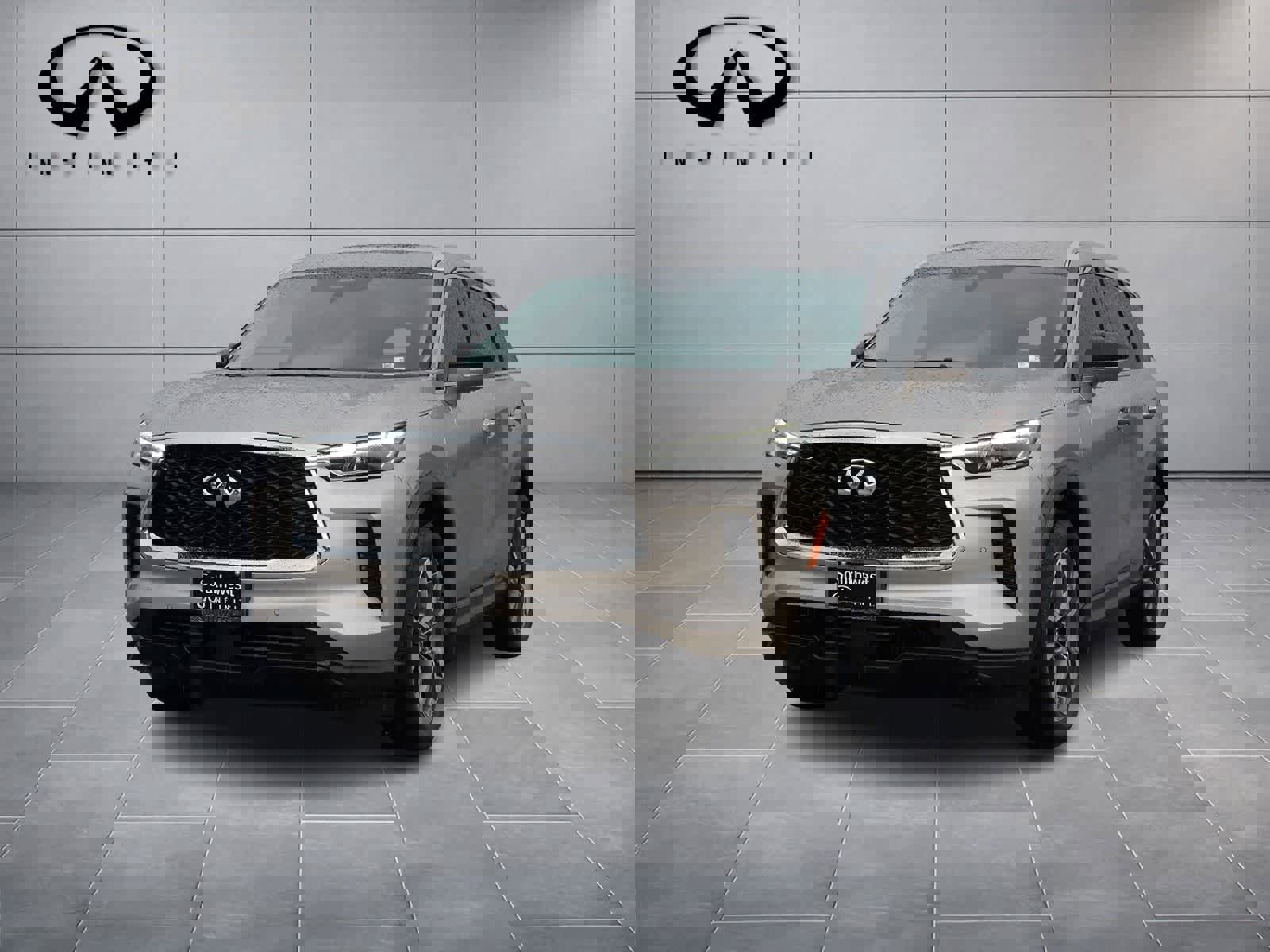 Used 2024 INFINITI QX60 Luxe w/ Vision Package FWD image 1