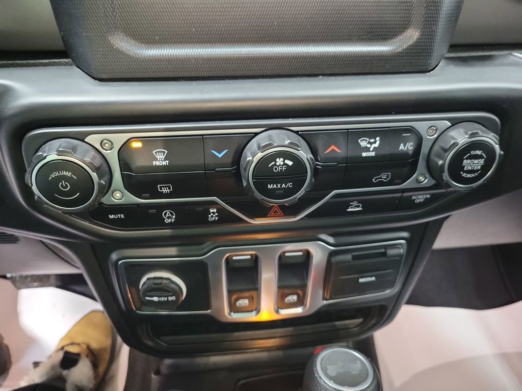 Used 2022 Jeep Wrangler Sport S image 24