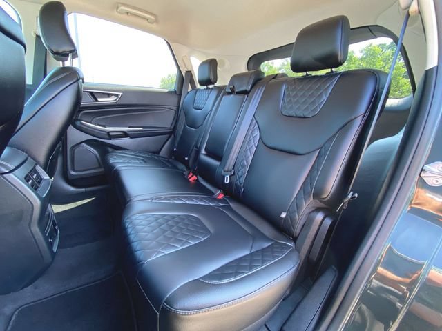 Used 2023 Ford Edge Titanium w/ Class II Trailer Tow Package AWD/4WD image 24