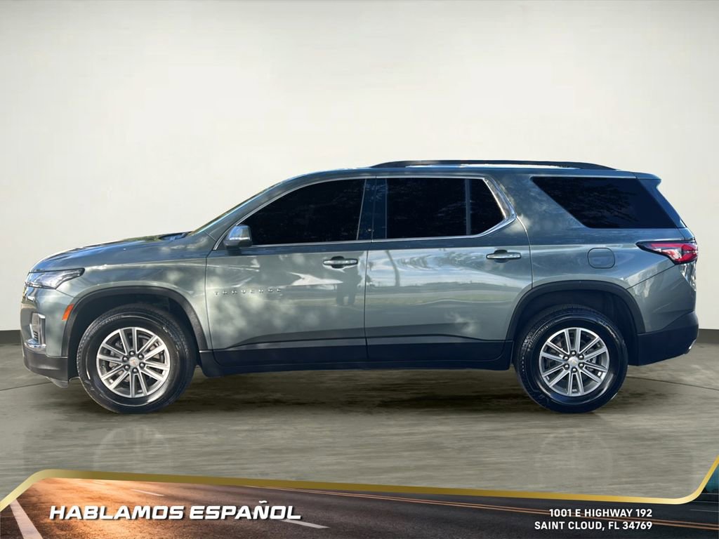 Used 2023 Chevrolet Traverse LT image 3