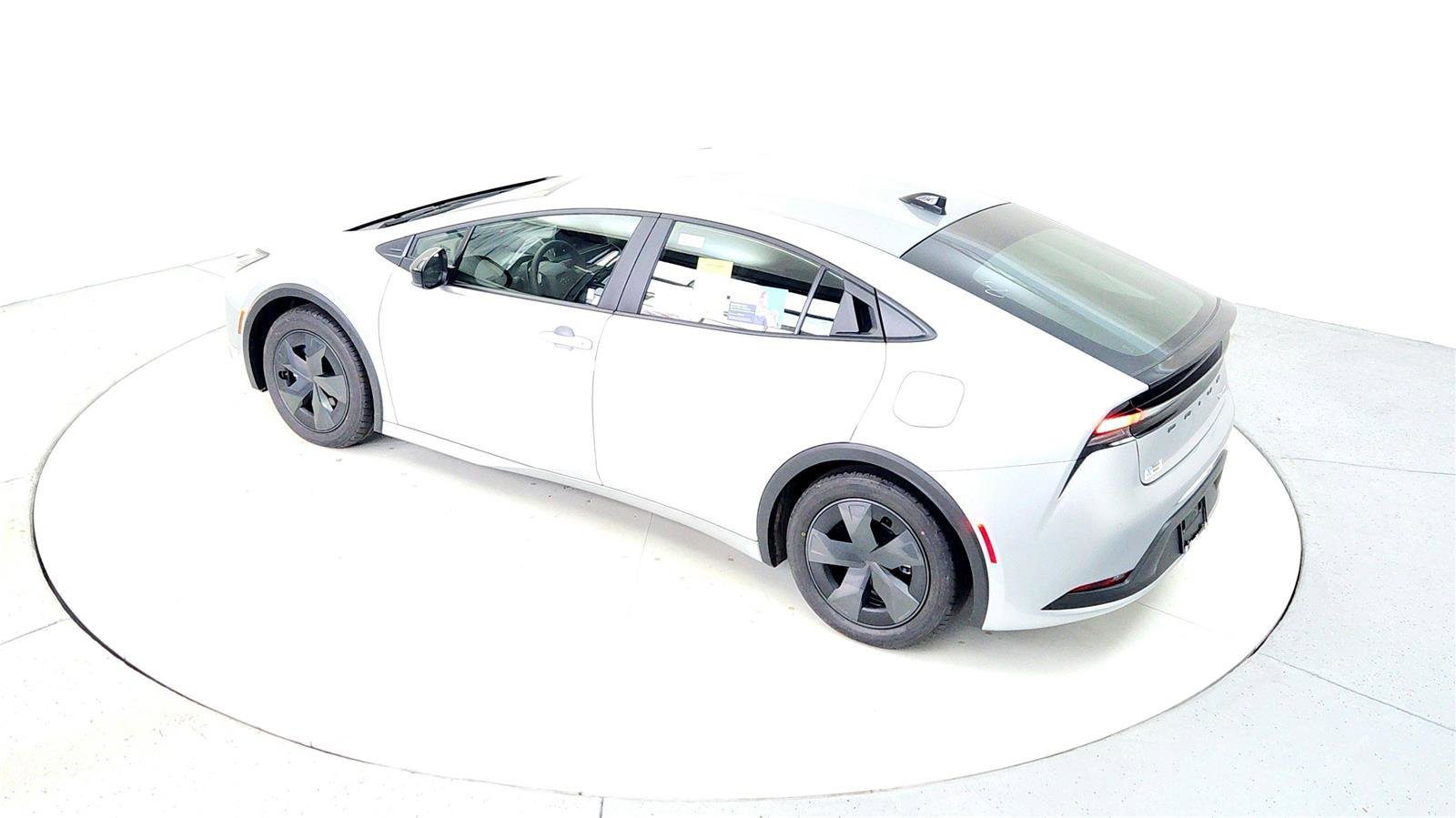 New 2026 Toyota Prius Plug-In Hybrid image 12