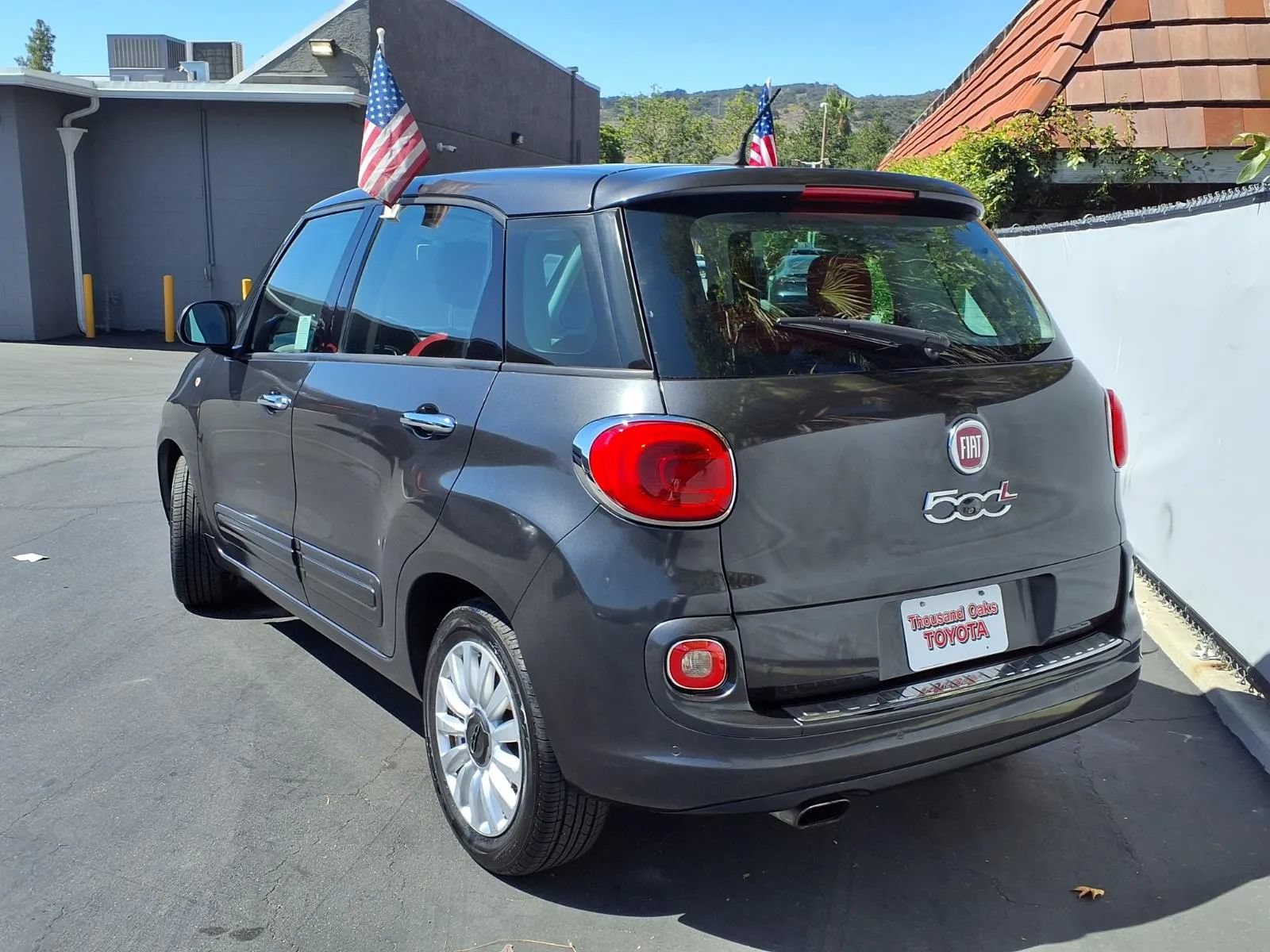 Used 2014 FIAT 500L Easy FWD image 4