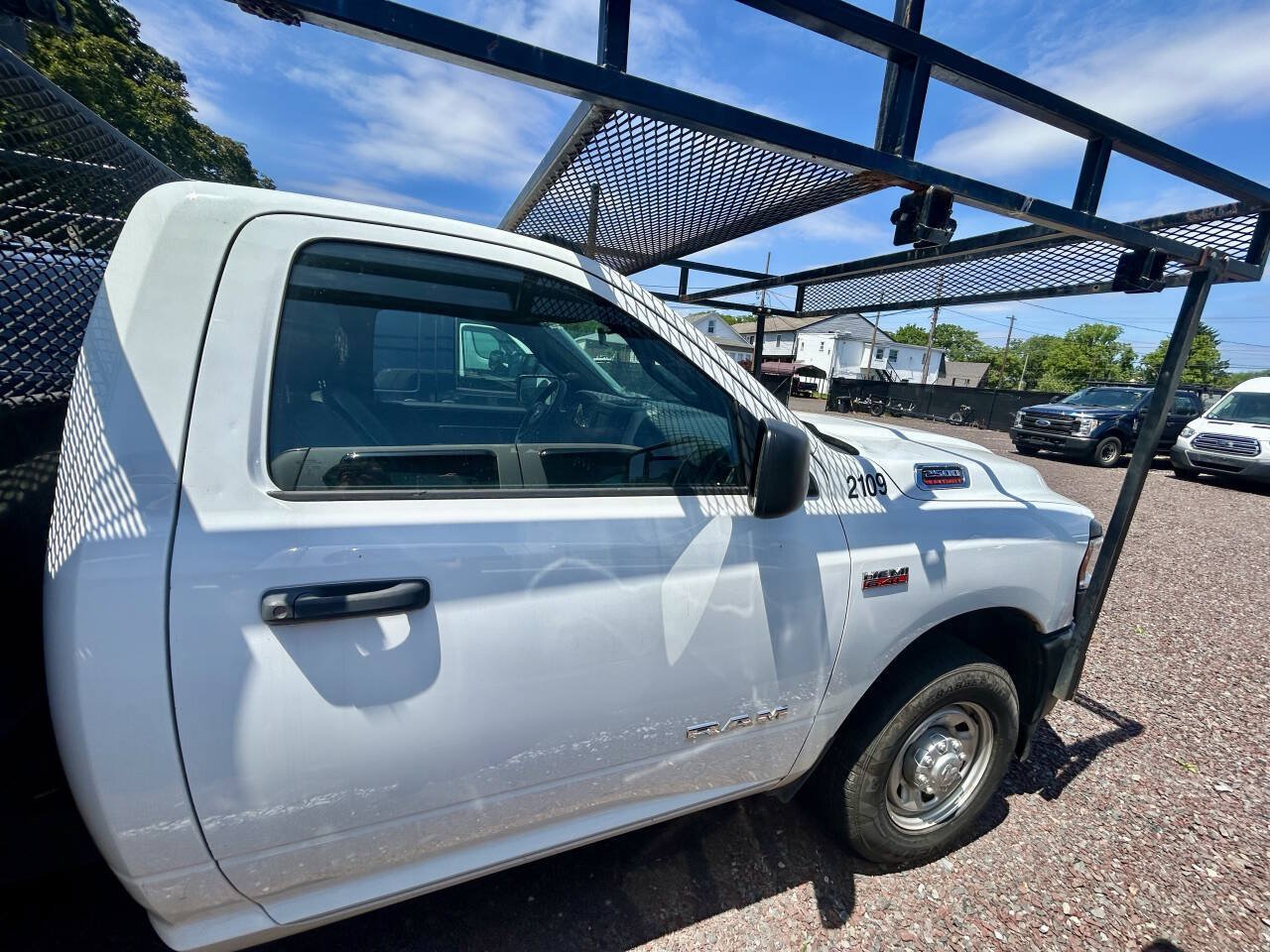 Used 2022 RAM 2500 Tradesman RWD image 2